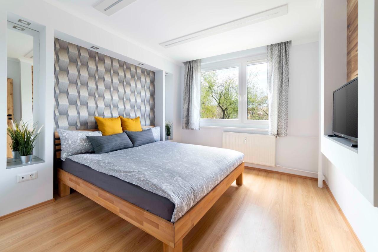 Comfort 66 - Real-Life 3-Room Family Stay With 4 Beds 미슈콜츠 외부 사진