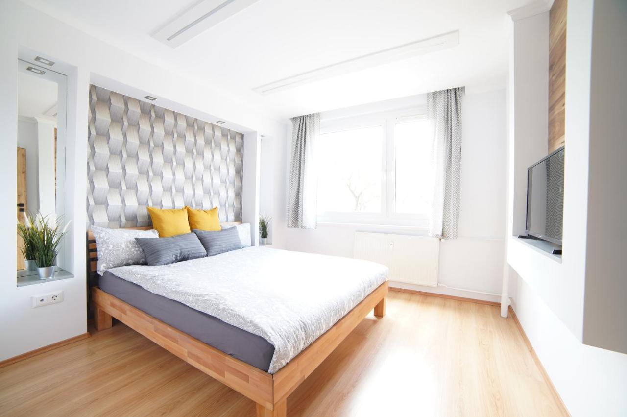 Comfort 66 - Real-Life 3-Room Family Stay With 4 Beds 미슈콜츠 외부 사진